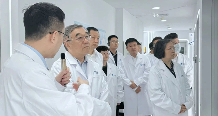 省政協(xié)調(diào)研樂(lè)仁堂產(chǎn)業(yè)園，探尋人均預(yù)期壽命提升路徑